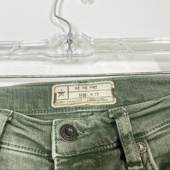 FREE PEOPLE Green Great Heights Frayed Skinny Jean Distressed Sage Raw Cut 26 - Picture 5 of 7